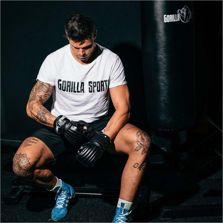 Manusi de box usoare pe negru - Gorilla Sports Ro